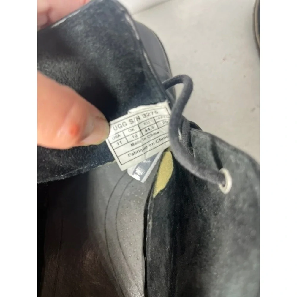 UGG Australia Leighton Black Leather Chukka Desert Boots Mens 11 S/N 3275